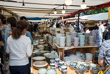 全国大陶器市の拡大写真を表示