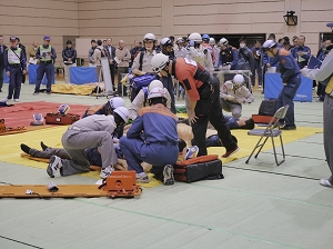 想定訓練(救護所)の写真