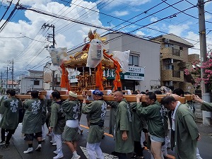 お神輿 写真