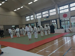 演武開始 写真