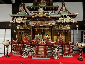 御殿雛 写真