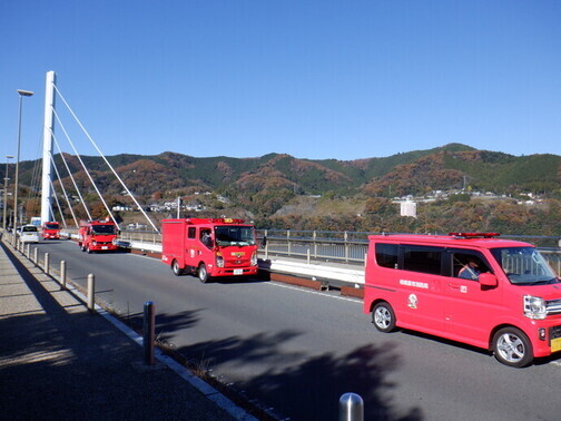 防火パレード（勝瀬橋付近）　写真