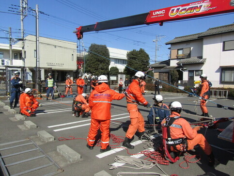 実動訓練（下水道管内からの救出活動）　画像